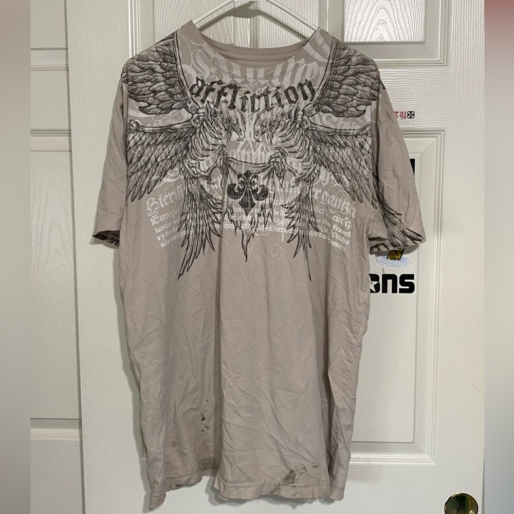 Affliction tee size XXL